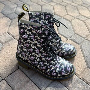 Dr Doc Martens 1460 Tydee Black Floral Lace-Up Boots Size 6